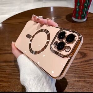 Stylish Gold and pink iPhone 17 pro max Case